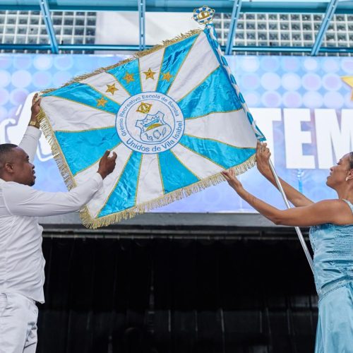 UNIDOS DE VILA ISABEL CELEBRA 80 ANOS COM FEIJOADA NES SÁBADO (28)