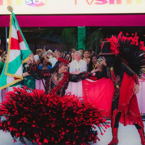 FOTOS DO DESFILE DA NOVO IMPÉRIO NO CARNAVAL DE VITÓRIA 2026