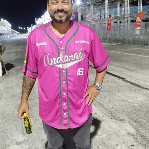 FALA DE THIAGO NUNES QUE É UM DOS DIRETORES DE CARNAVAL DA ANDARAÍ