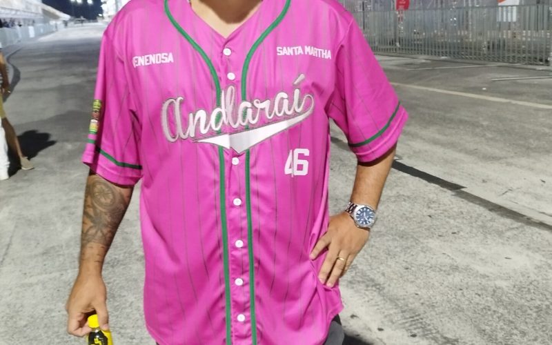 FALA DE THIAGO NUNES QUE É UM DOS DIRETORES DE CARNAVAL DA ANDARAÍ