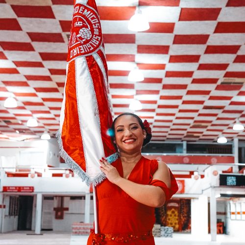 SALGUEIRO ANUNCIA JÉSSICA FERREIRA COMO NOVA 3ª PORTA-BANDEIRA