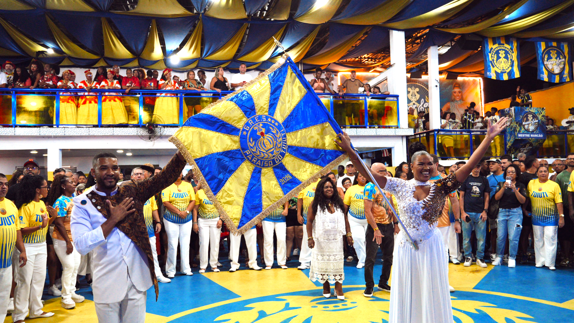 Edited in Tezza with: Exposure, Contrast, Vintage, Temperature, & Saturation