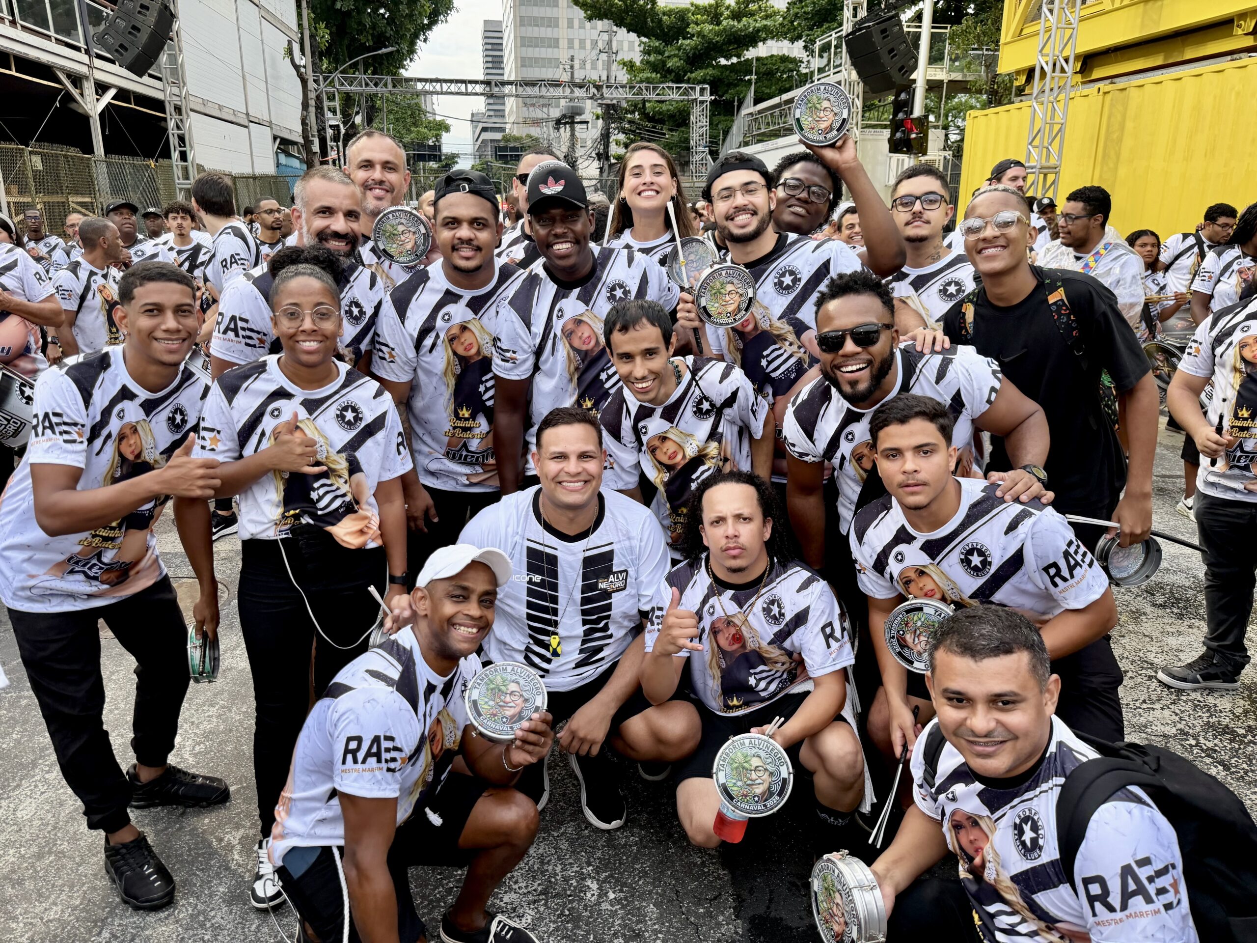 BOTAFOGO SAMBA CLUBE REALIZA PRIMEIRO ENSAIO DA BATERIA RITMO ALVINEGRO RUMO AO CARNAVAL 2027