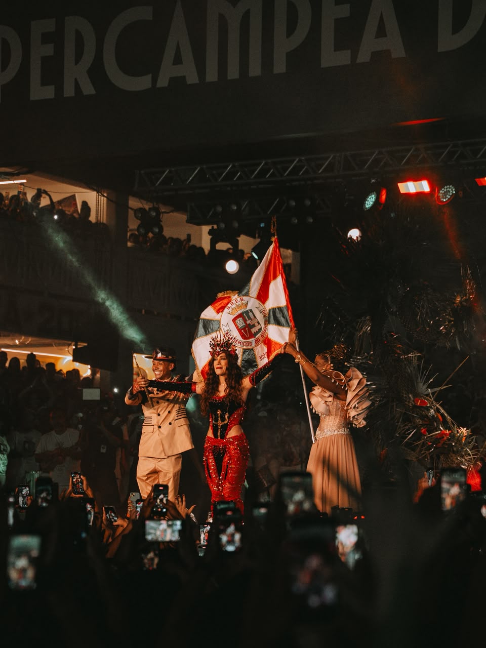 RIO CARNAVAL TV SOMA QUASE 3 MILHÕES DE VIEWS APÓS TRANSMITIR DISPUTAS DE SAMBA PARA 2027