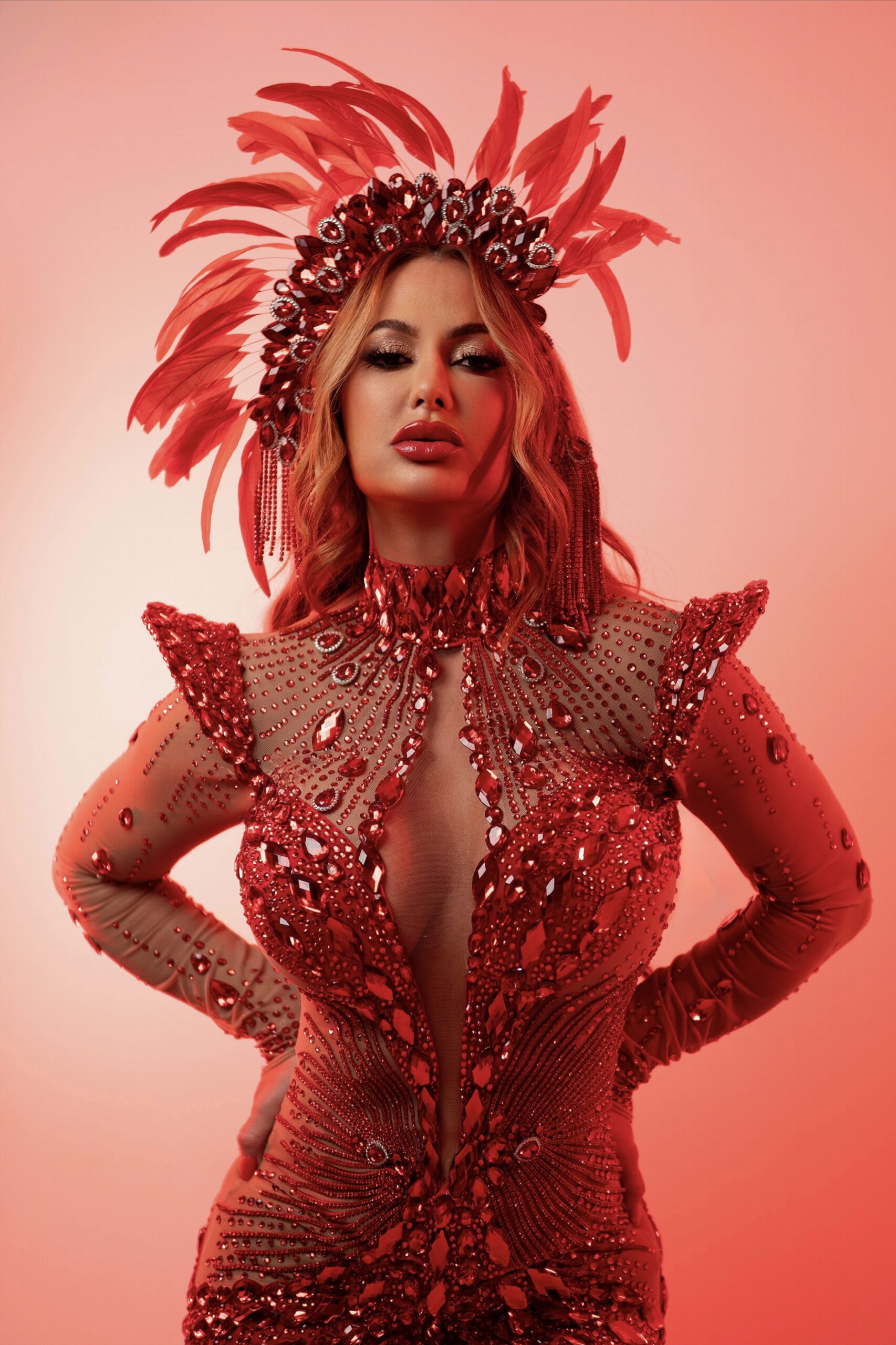 PRISCILLA KATZMAIR É A NOVA MUSA DA ESTÁCIO DE SÁ PARA O CARNAVAL 2027