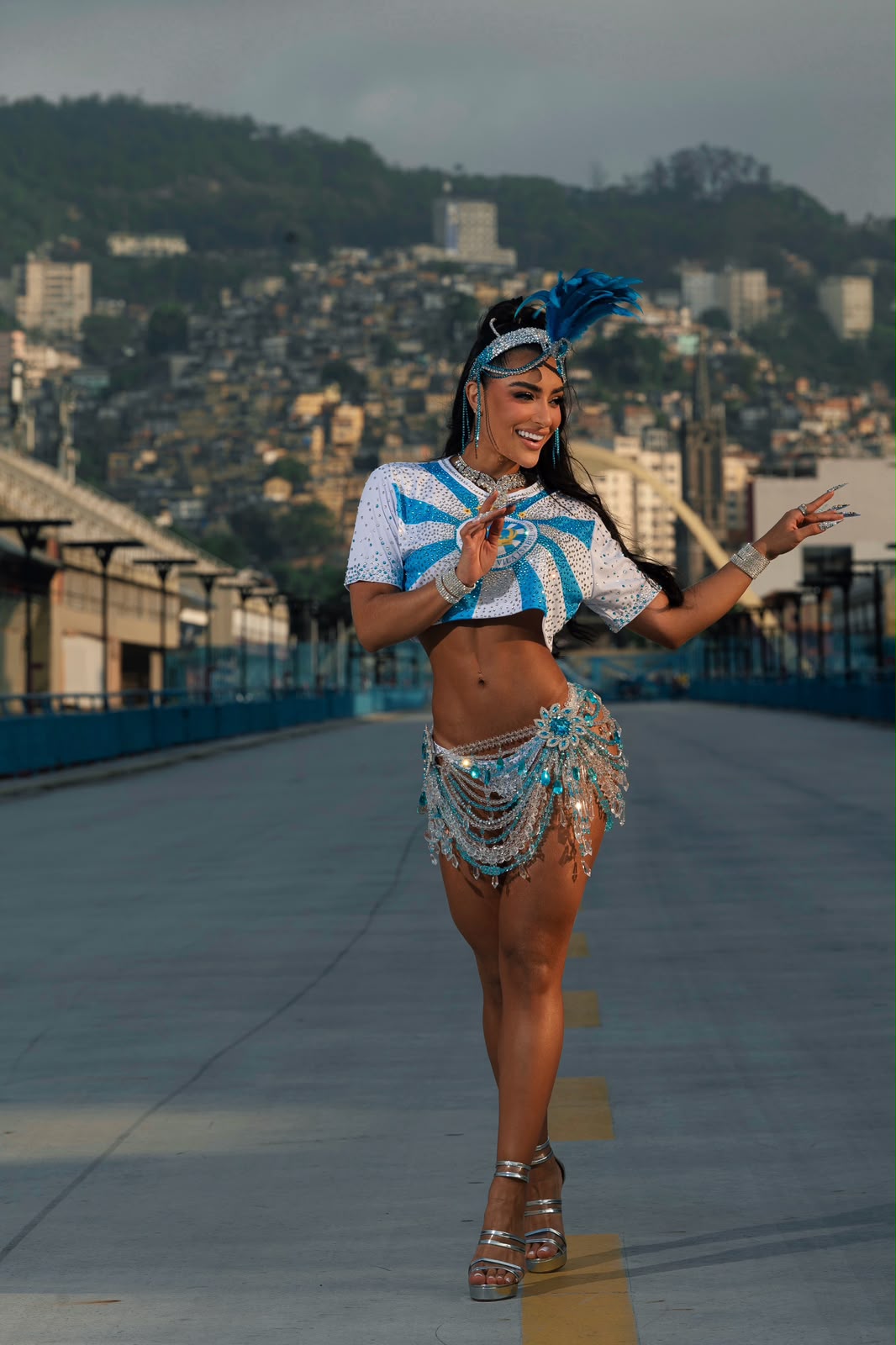 UNIDOS DE VILA ISABEL ANUNCIA DUDA FREIRE COMO NOVA MUSA PARA O CARNAVAL 2027