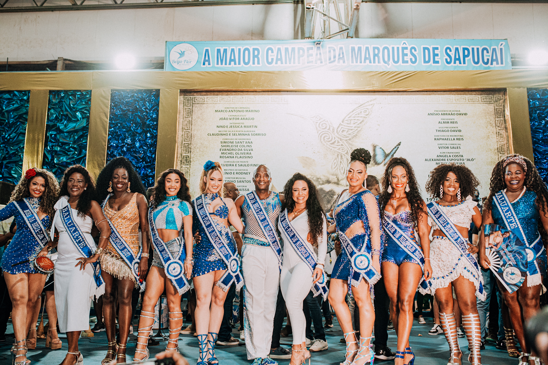 ​PELA PRIMEIRA VEZ NA HISTÓRIA, BEIJA-FLOR TERÁ TIME DE MUSAS E UM MUSO NO DESFILE